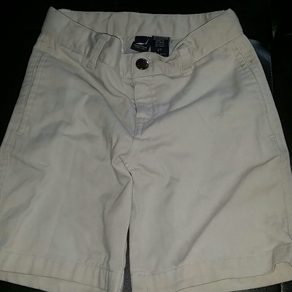Toddlers Nautica shorts size 2T